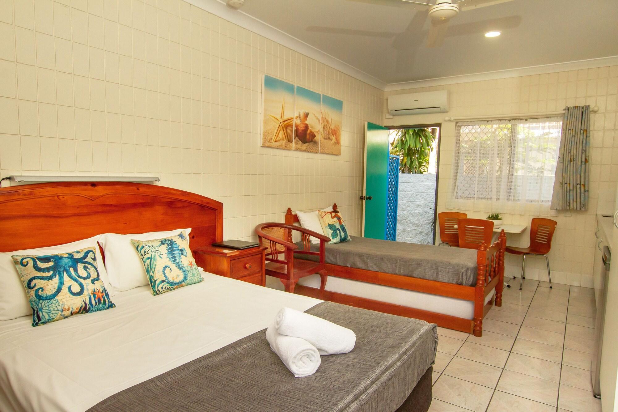 Tropical Palms Resort & 4Wd Hire Picnic Bay Exteriér fotografie