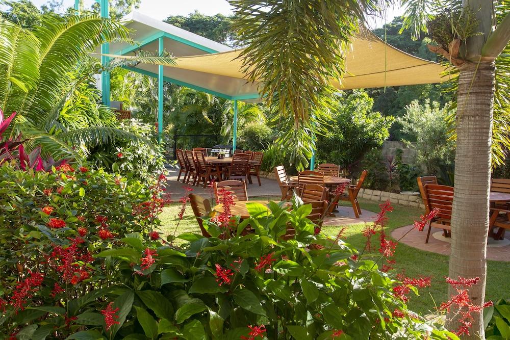 Tropical Palms Resort & 4Wd Hire Picnic Bay Exteriér fotografie