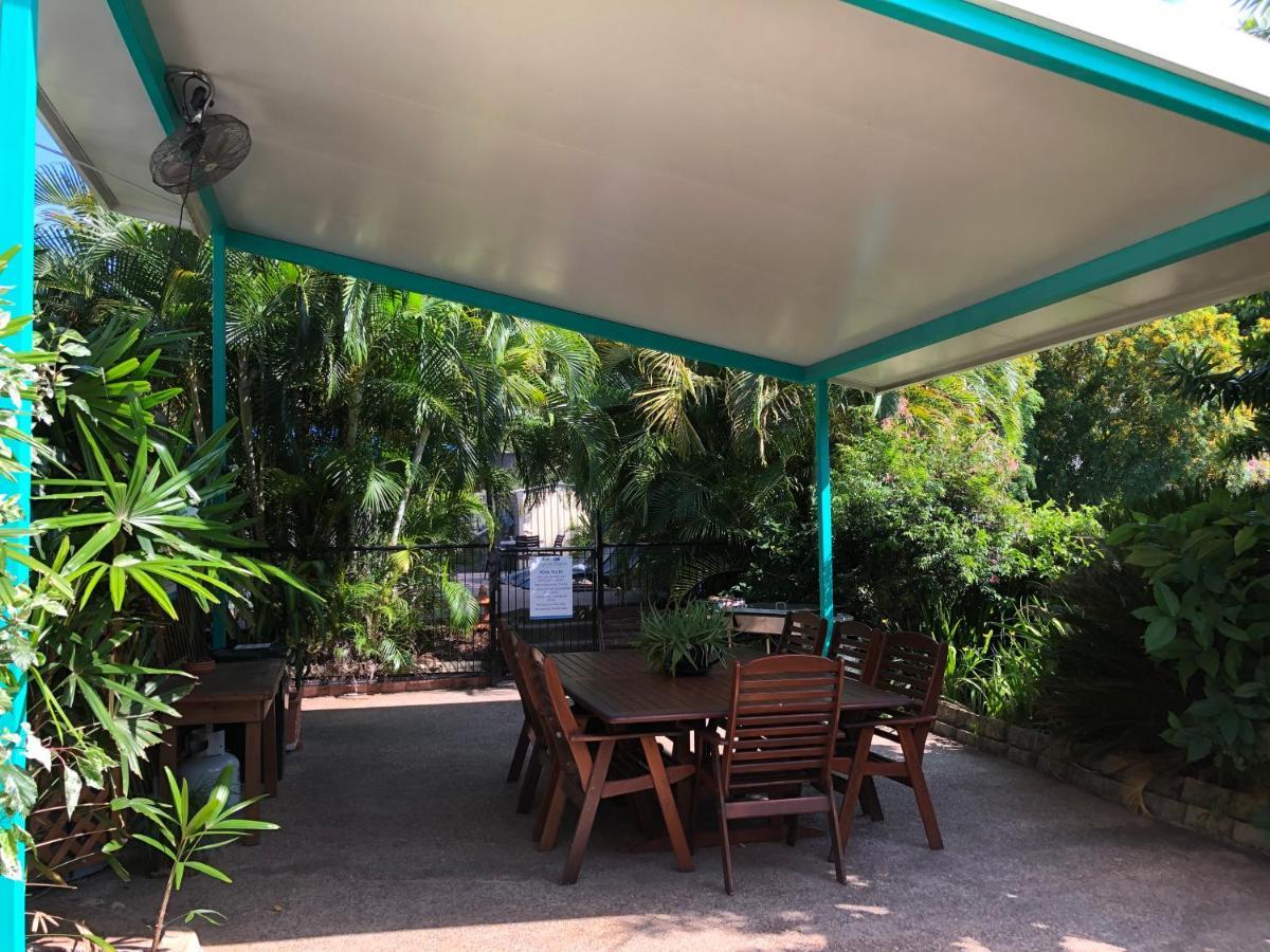 Tropical Palms Resort & 4Wd Hire Picnic Bay Exteriér fotografie