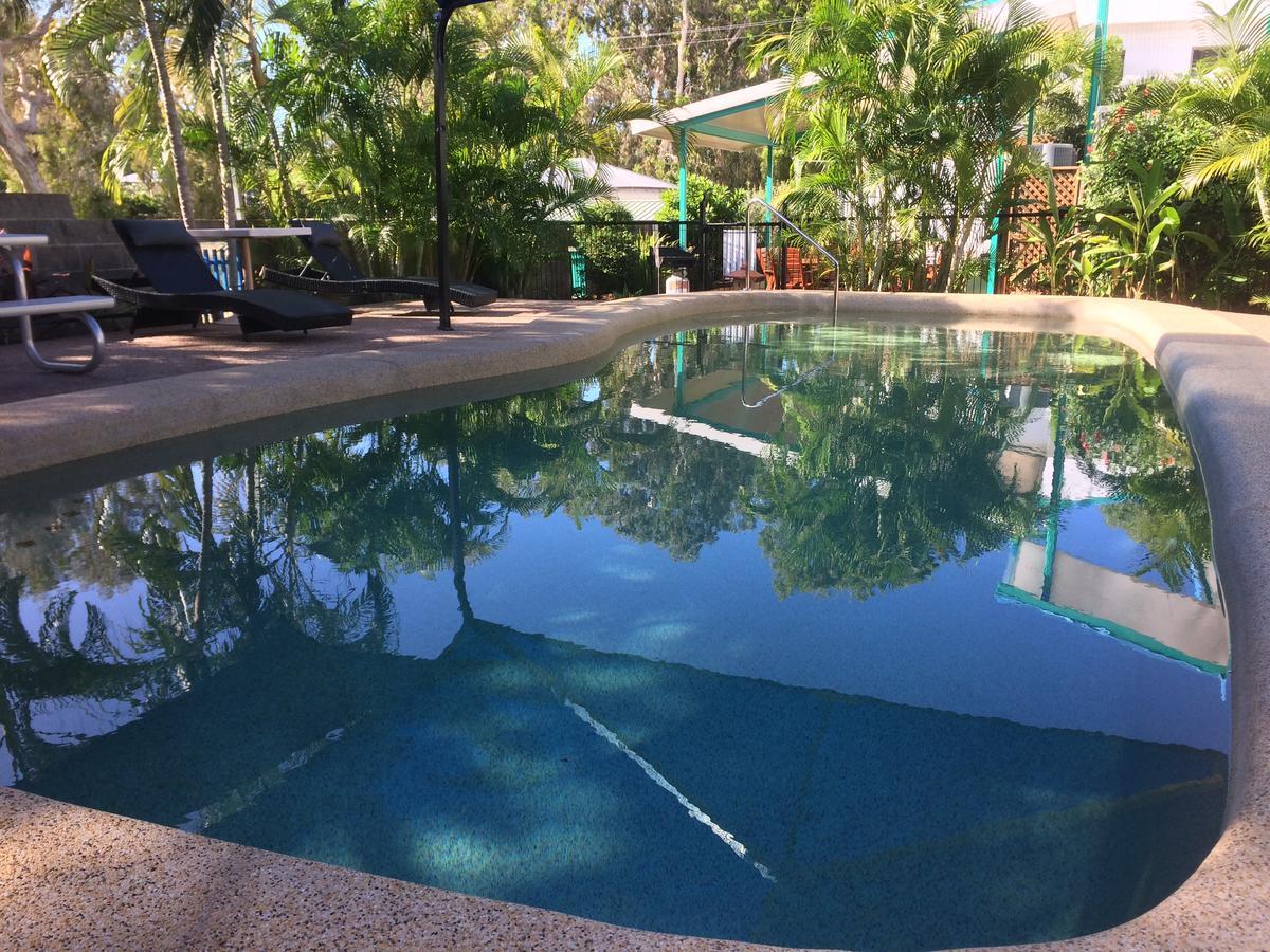 Tropical Palms Resort & 4Wd Hire Picnic Bay Exteriér fotografie