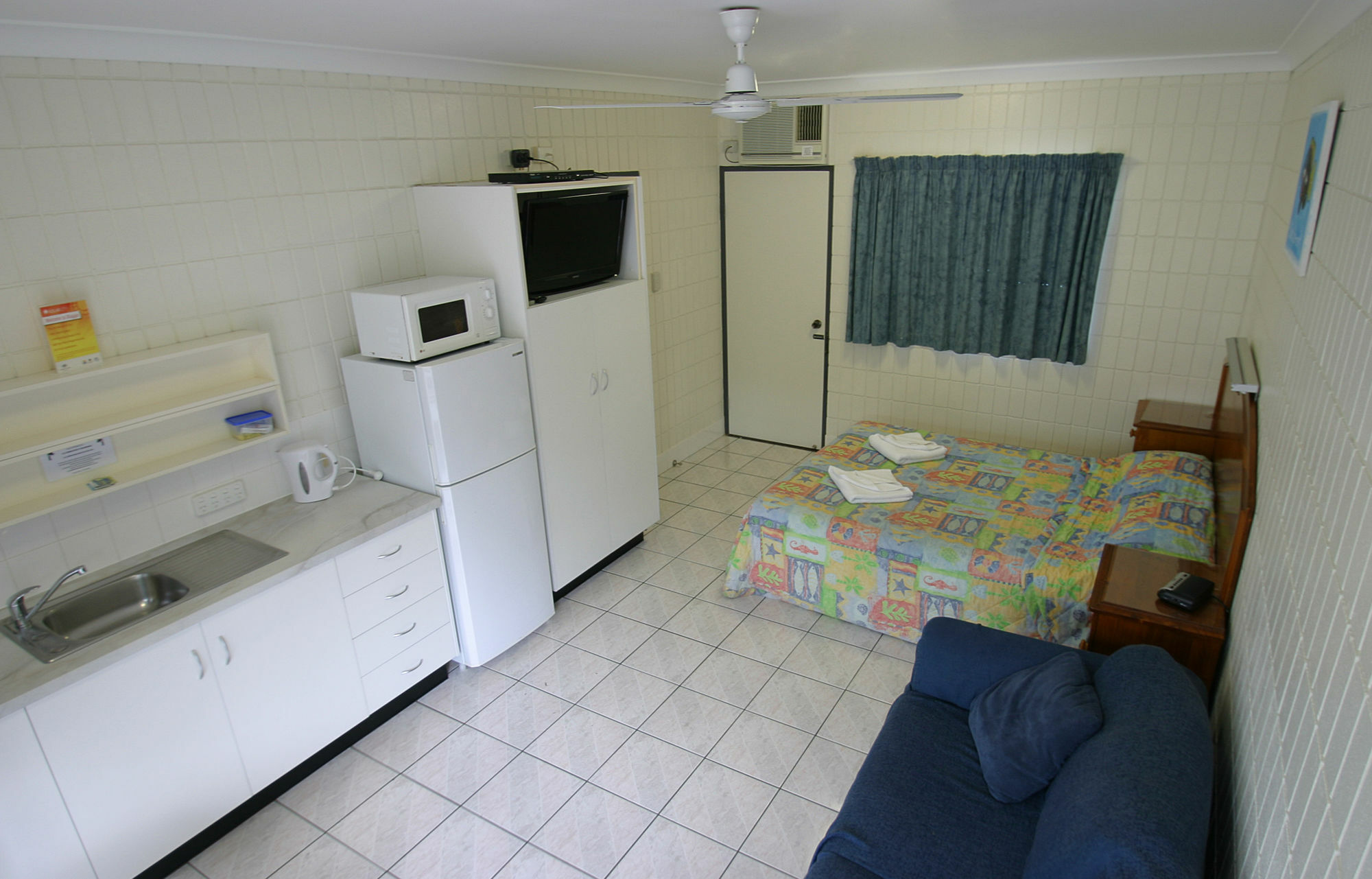 Tropical Palms Resort & 4Wd Hire Picnic Bay Exteriér fotografie